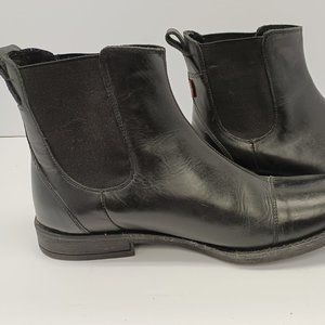 Men's Levi's black leather ankle boots